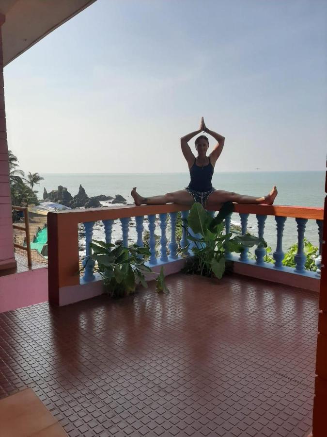 Om Ganesh Naik Guest House Arambol Extérieur photo